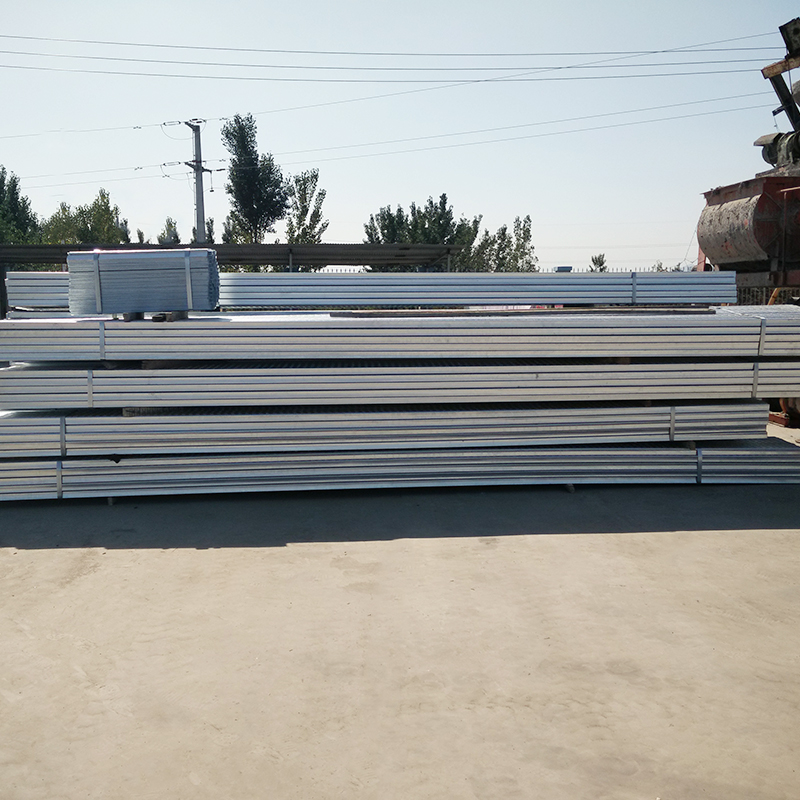 Photovoltaic support purlins